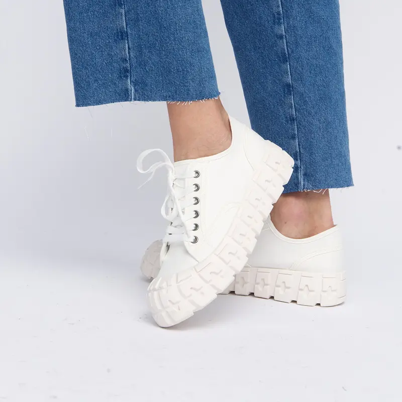 Zapatillas deportivas para mujer de lona con suela gorda blanco Mamba